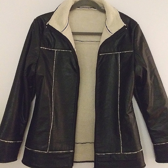 Faux Leather shearling jacket - Picture 2 of 3